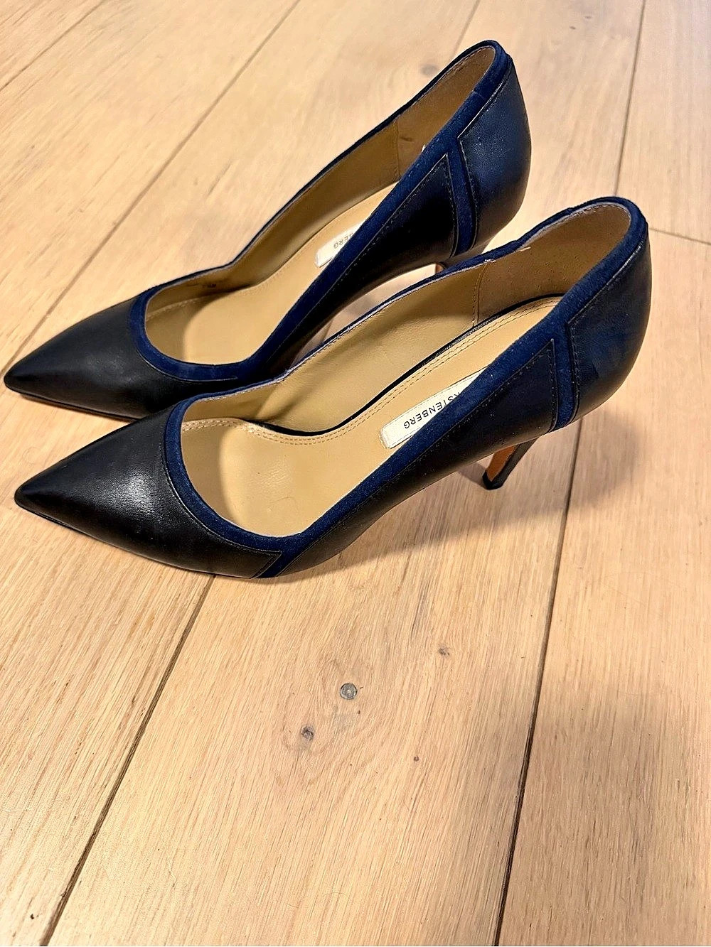 Diane vonFurstenberg Heels (Size 7.5)